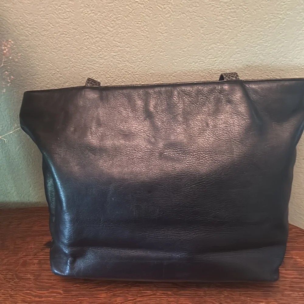 Susan Gail Black/Metallic Leather and Multi Textured Vintage Leather Bag - Picture 6 of 14
